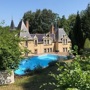 Chateau De Bonnevaux **** Villeneuve-de-Marc